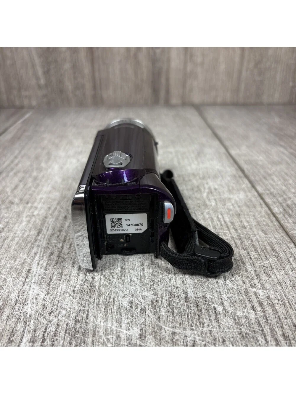 JVC GZ-EX210 2 GB Camcorder - Black - For Parts - Read Description
